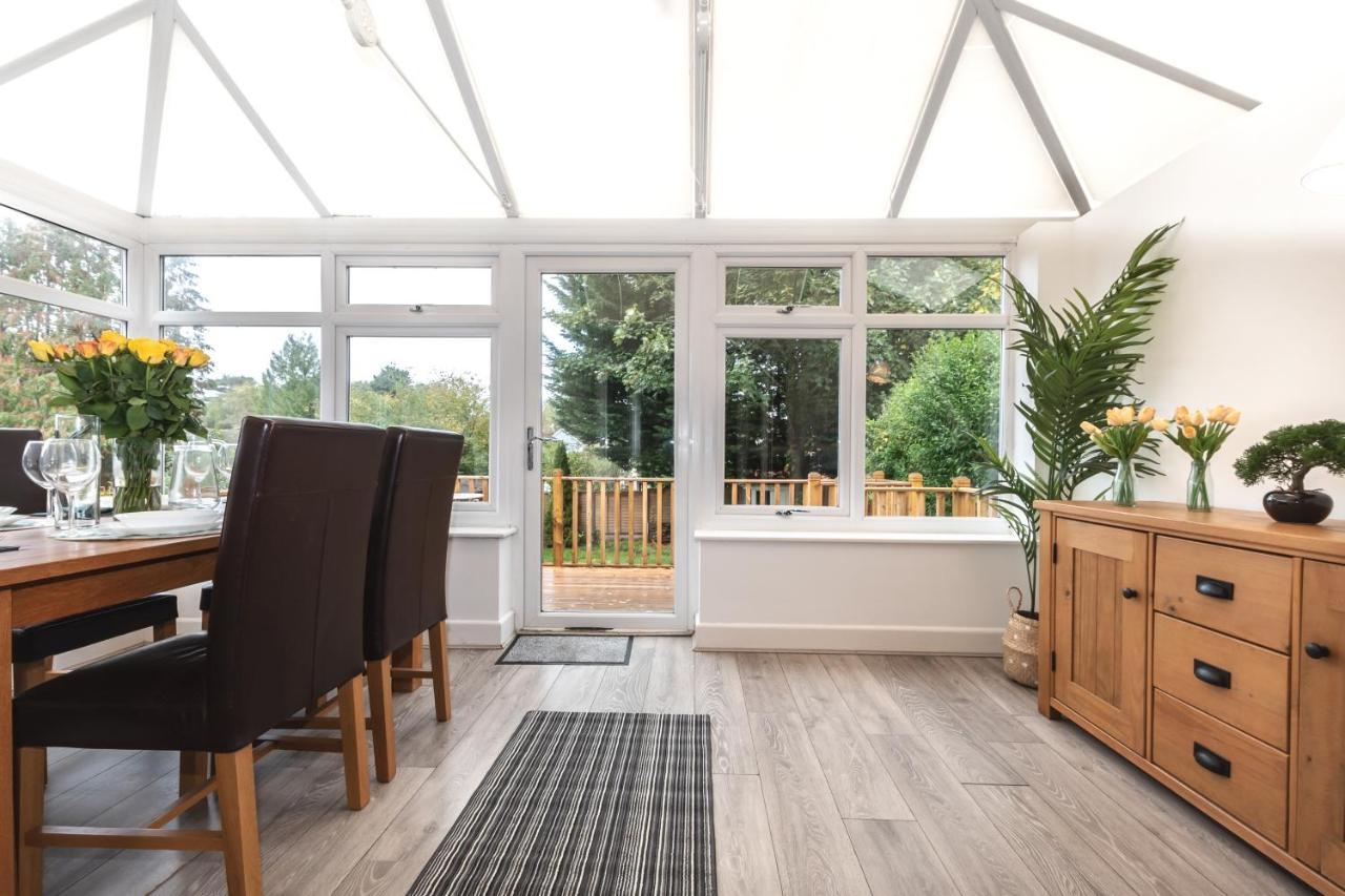 Accessible 3-Bedroom Bungalow With Patio +Driveway Southampton Kültér fotó